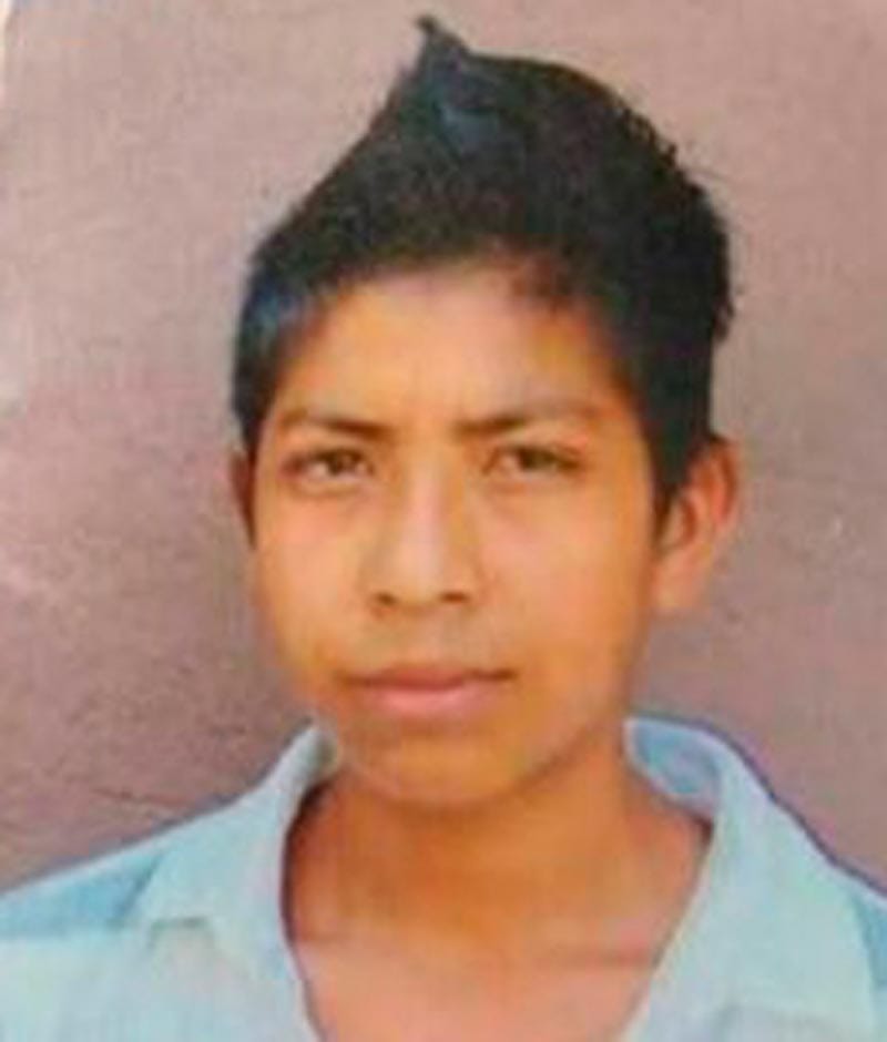 ¡LOCALIZAN A CARLOS YAHIR ASESINADO A PUÑALADAS!