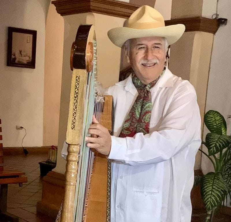 ¡MUERE MAESTRO DEL ARPA!