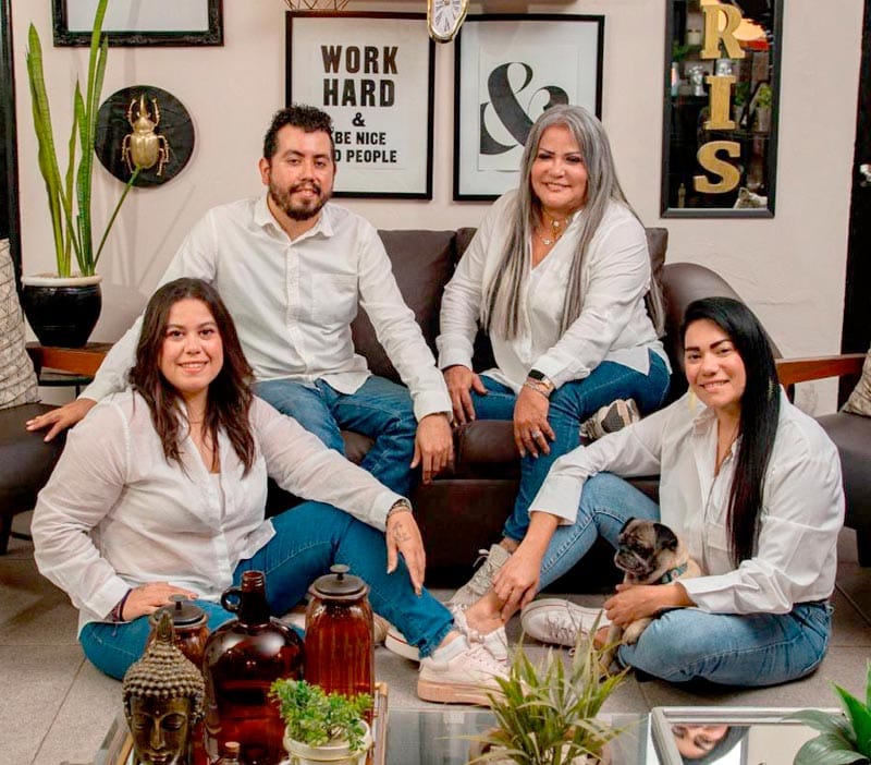 GABRIELA CANO CELEBRA UN AÑO MÁS DE VIDA