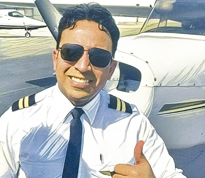 ¡REZAN POR EL PILOTO! - EN CATEDRAL