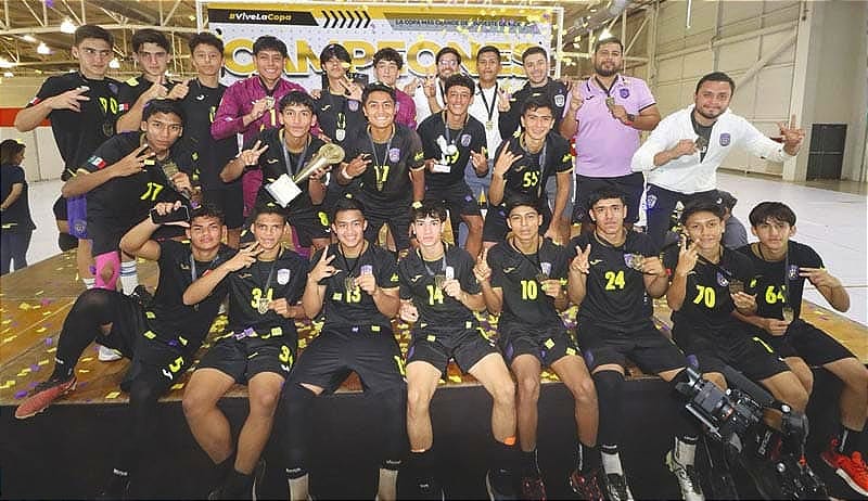 ¡RACING VERACRUZ SE CORONA EN LA COPA VENADOS 2025!