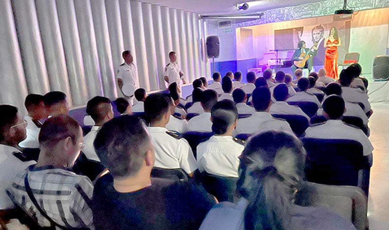 VOZ Y GUITARRA EN RECITAL “MÉXICO EN SU MANERA DE QUERER”