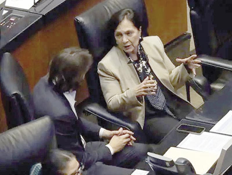 ¡APOYAN SENADORAS QUITAR FUERO PARA EVITAR IMPUNIDAD!