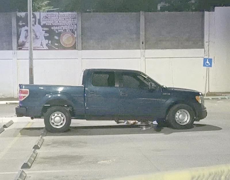 ¡ASESINAN A JEFE POLICIACO!