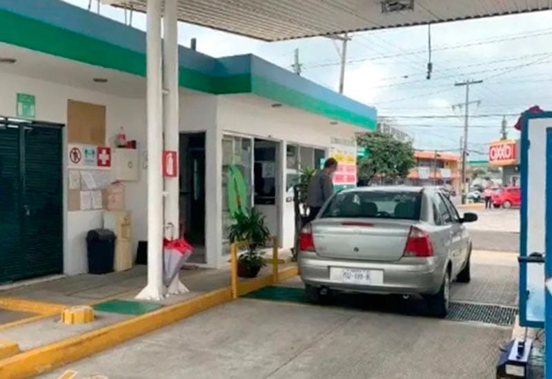 ¡SIN PAPELERÍA NI HOLOGRAMAS!