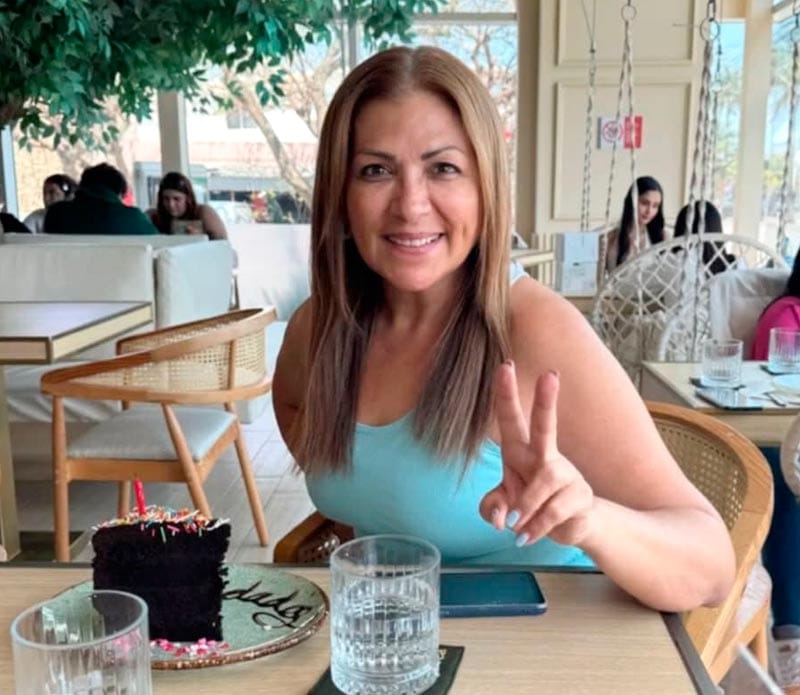 FELICIDADES A CECY GARZA MONTEMAYOR