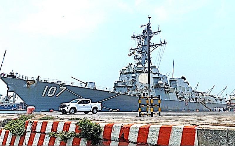 ¡NOS MANDA TRUMP AL USS GRAVELY! - TRAE HASTA MISILES TOMAHAWK