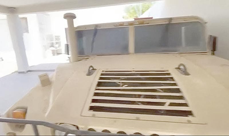 ¡ATACAN CON DRON A MILITARES EN CULIACÁN; ASEGURAN HUMMER CLONADA, ARMAS Y BOMBAS!