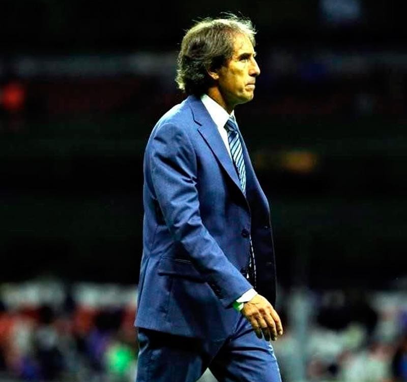 SE CIMBRAN TUZOS RUMBO AL MUNDIAL DE CLUBES; ¡ALMADA LES RENUNCIÓ!