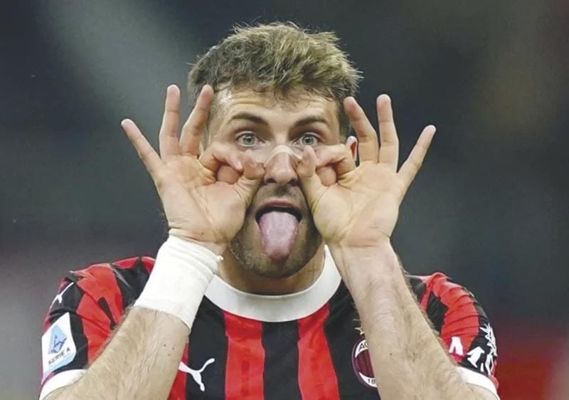 ¡DOBLETE DE GIMÉNEZ EN TRIUNFO DEL MILÁN SOBRE BOLOGNA!