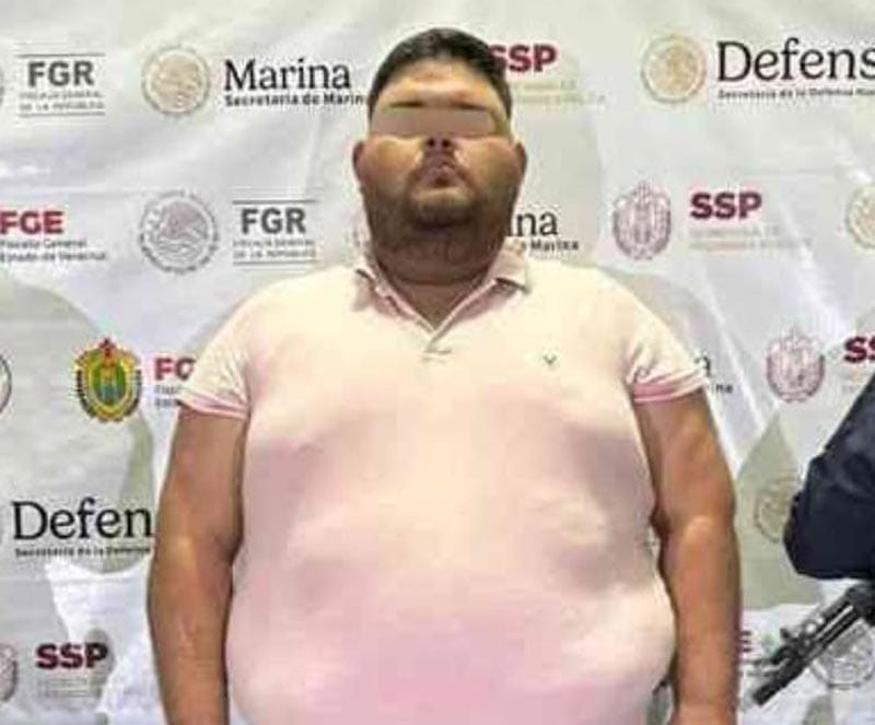 ¡ESTÁ DETENIDO! - * El chofer del presidente estatal de MORENA