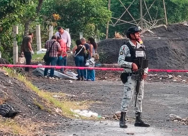 ¡LOCALIZAN CADÁVER JUNTO A AUTOPISTA PUEBLA-VERACRUZ!