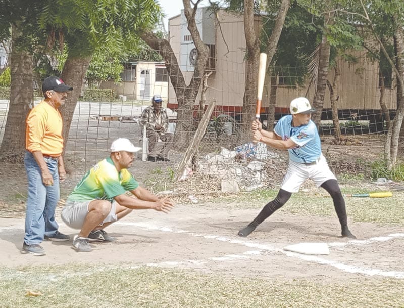 ¡RANGERS CONTRA ÁGUILAS EN DUELO DE PUNTEROS!