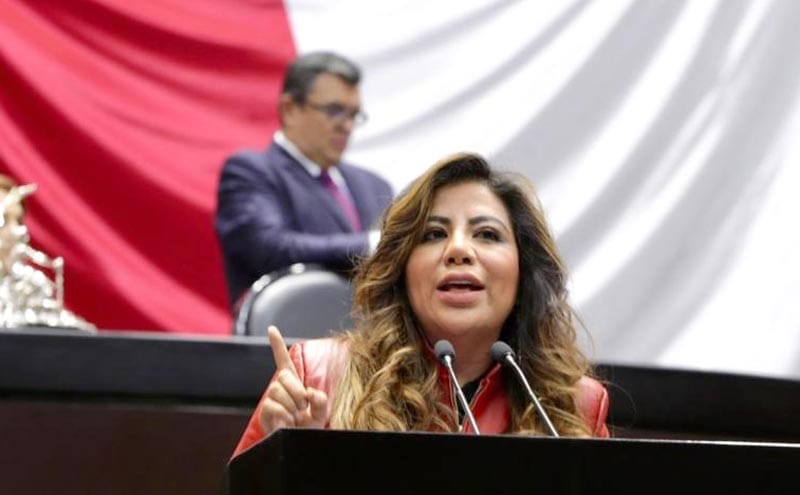 ¡PIDE LORENA A HARFUCH...!