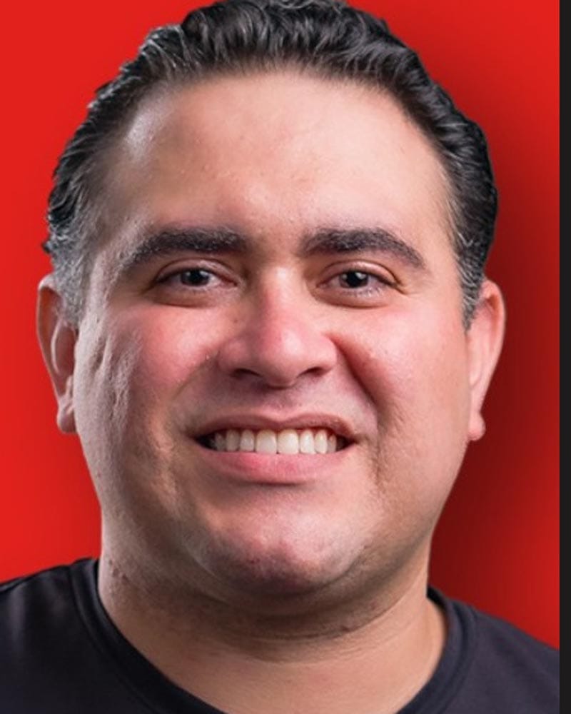 ¡TITÁN DEL POLLO FRITO ES JAROCHO!