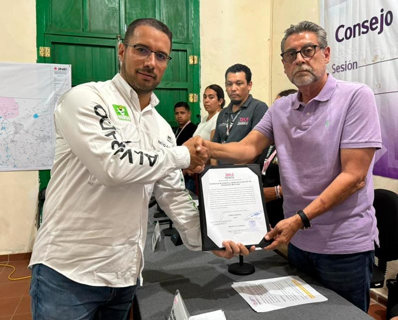 ¡BETO COBOS YA ES ALCALDE!