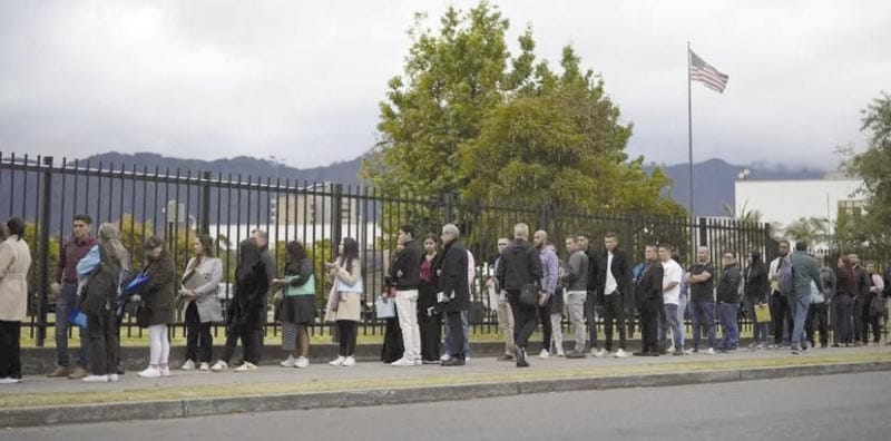 ¡CONSIDERA EU TASA DE MIL DÓLARES PARA AGILIZAR VISADOS!