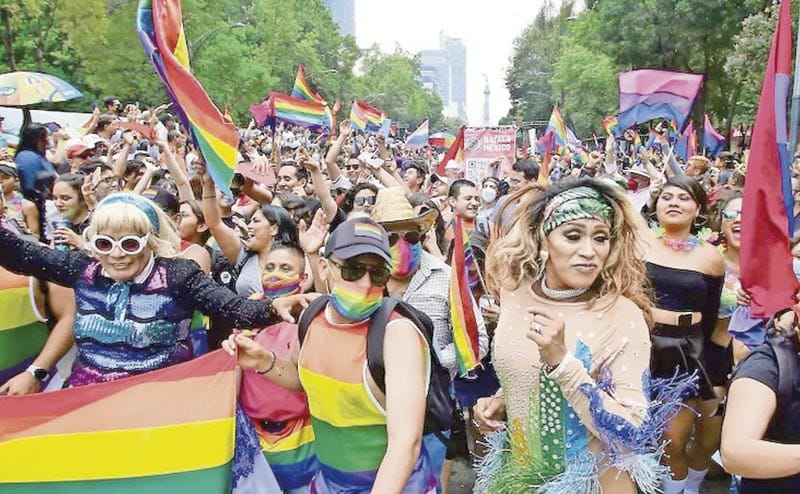 ¡SE PINTA LA CDMX DE ARCO IRIS!