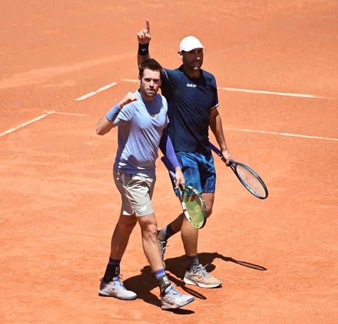 ¡SANTIAGO Y AUSTIN VAN POR EL TÍTULO EN TORNEO DE ALEMANIA!