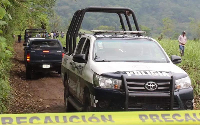 ¡DEJAN CUERPO ENCOBIJADO EN  CUICHAPA! - SE TRATABA DE UN MUCHACHO DE UNOS 20 A 25 AÑOS