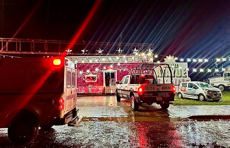 ¡COLAPSÓ CARPA DEL CIRCO ATAYDE POR FUERTE LLUVIA EN ÁLAMO!