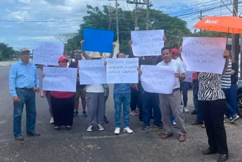 ¡PROTESTAN TRABAJADORES DEL TEC DE BOCA!