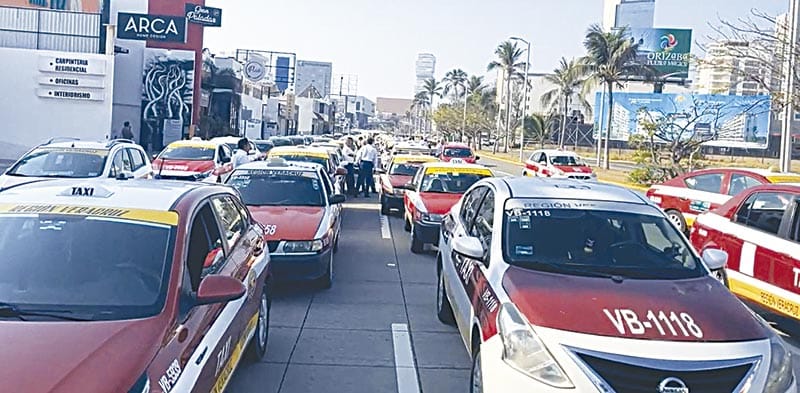 ¡ULTIMÁTUM! - A TAXISTAS