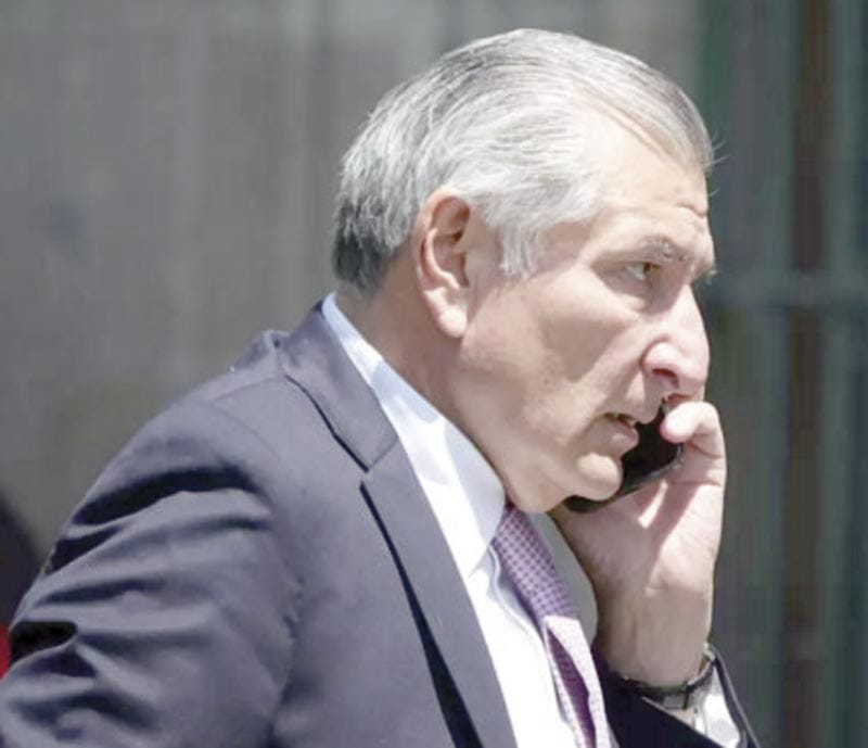 ¡ADÁN AUGUSTO CONTRAATACA Y DICE QUE EL JEFE DE LA BARREDORA FUE PROMOVIDO POR EL HERMANO DE AMLO! - TENSIÓN EN LA 4T