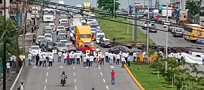 ¡BLOQUEOS Y CAOS! - EN VERACRUZ Y BOCA DEL RÍO