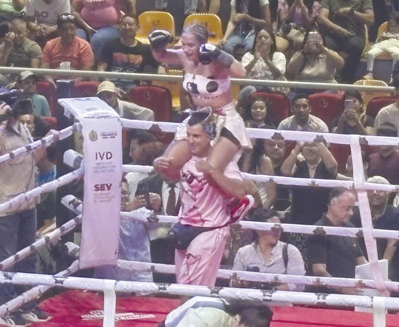 ¡“LA LEONA” RETIENE EL TÍTULO!