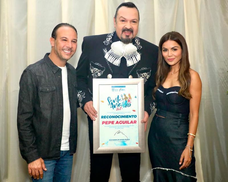 ¡Y CANTÓ PEPE AGUILAR! - Ni la lluvia lo calló