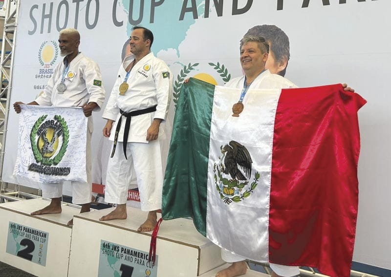 ¡BRONCE PARA VERACRUZANO EN PANAMERICANO DE KARATE!