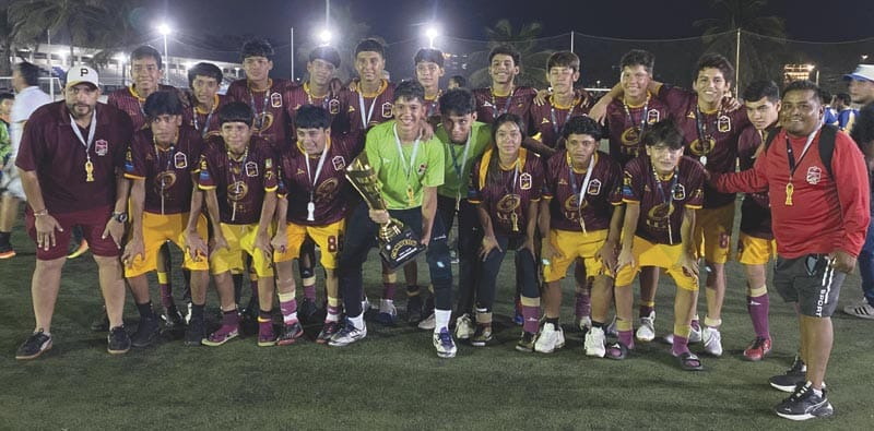 ¡GREMEN FC SIGUE BRILLANDO EN EL FUTBOL INFANTIL Y JUVENIL!