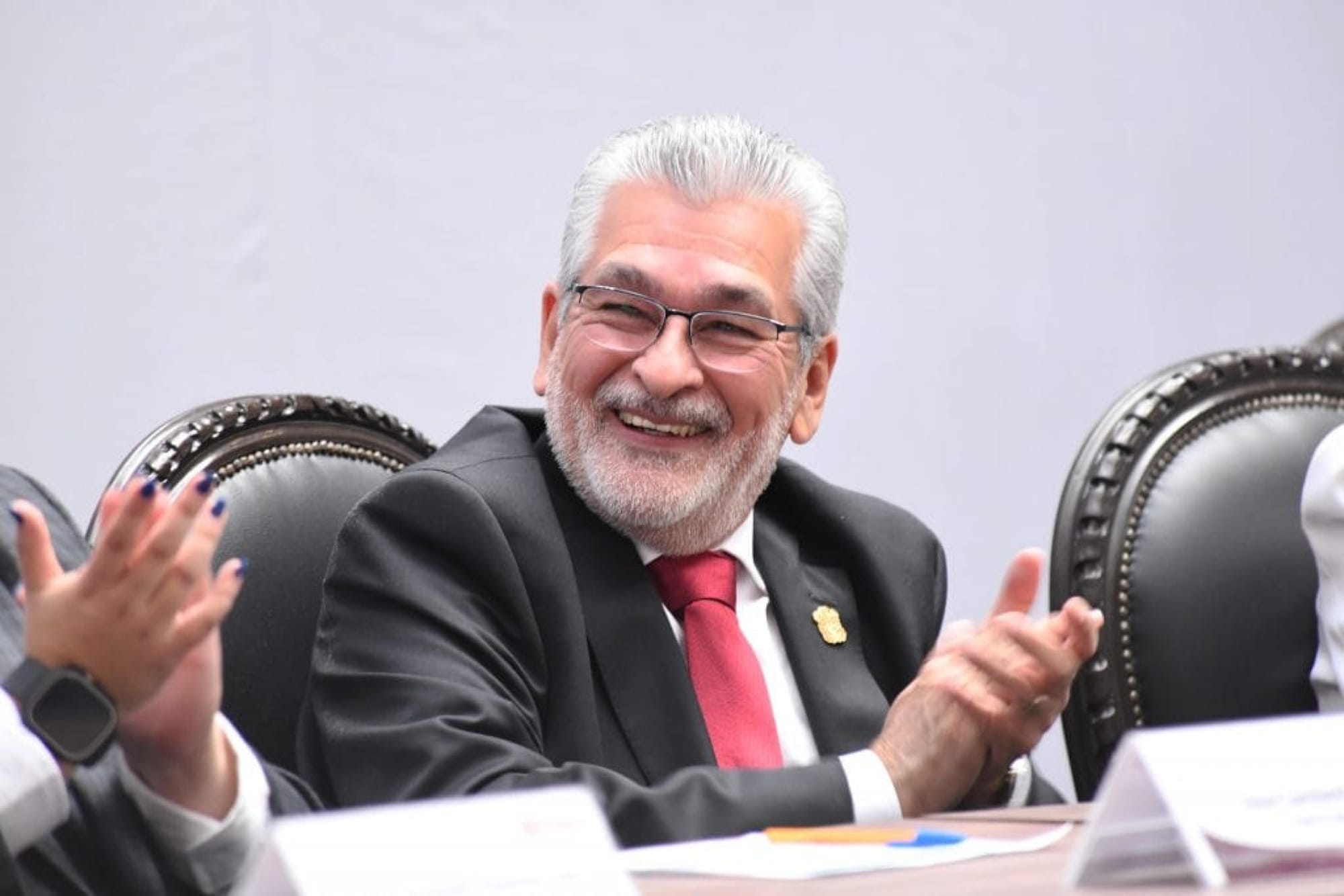 ¡ECHA LA PELOTA AL CONGRESO!