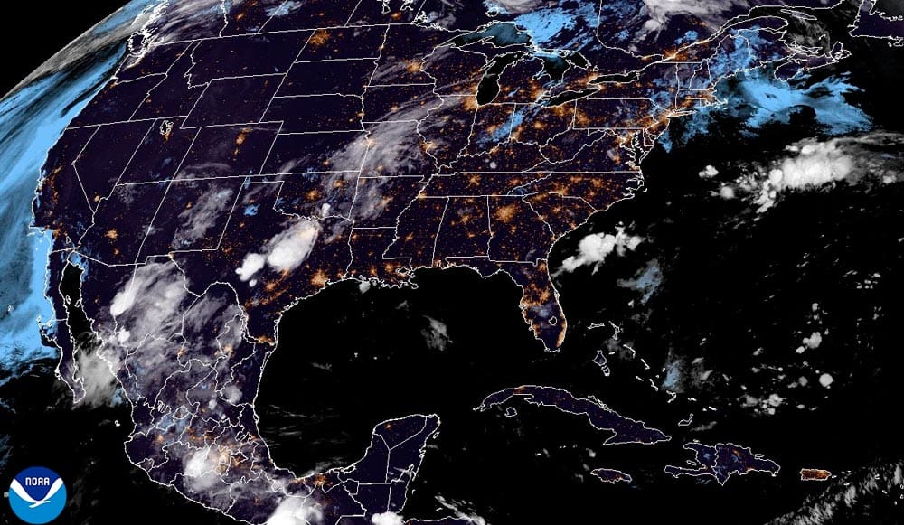¡A MEDIADOS DE SEMANA, OTRA BAJA PRESIÓN EN EL GOLFO DE MÉXICO! - *TEMPRANO GOTAS Y RAYOS; DESPUÉS EL BOCHORNO.