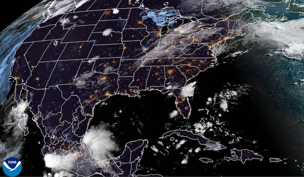 ¡SE AUSENTAN, POR AHORA LOS CICLONES TROPICALES DE AMBOS OCÉANOS! - *SIGUE NUBLADÓN CON GOTAS Y BOCHORNO