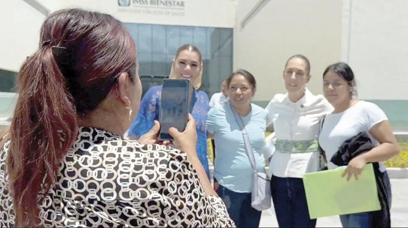 ¡HABITANTES DE GUERRERO RECIBEN CON BLOQUEO A SHEINBAUM; LOS EVADE EN HELICÓPTERO!