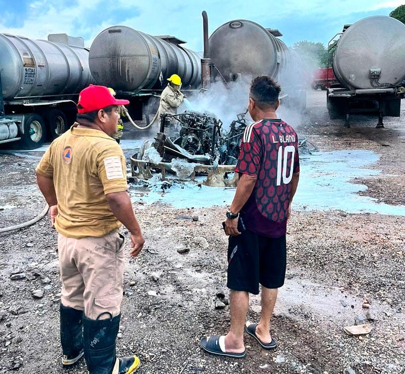 ¡ARDIÓ UNA PIPA EN PENSIÓN DE COSOLEACAQUE!