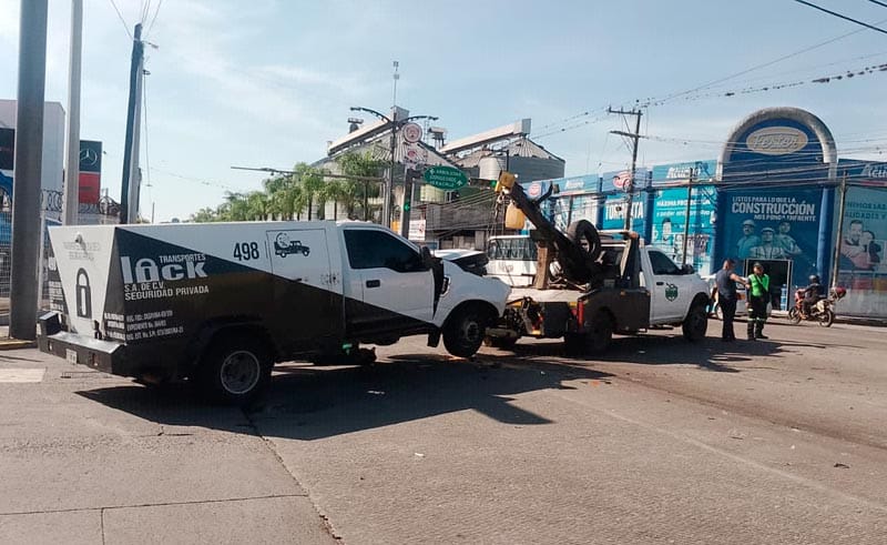 ¡PATRULLAZO EN CÓRDOBA! - CHOCO CONTRA CAMION DE VALORES DEJANDO TRES HERIDOS