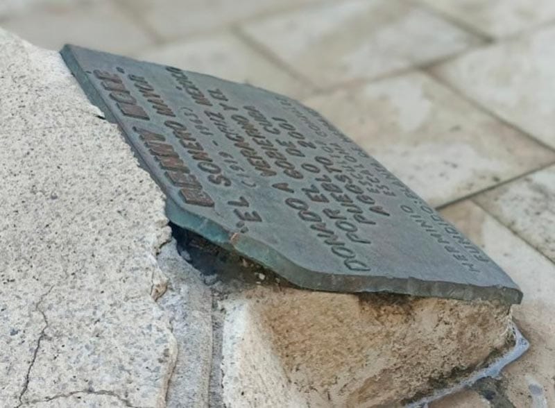 ¡QUERÍAN ROBARSE LA PLACA! - DE BENNY MORÉ