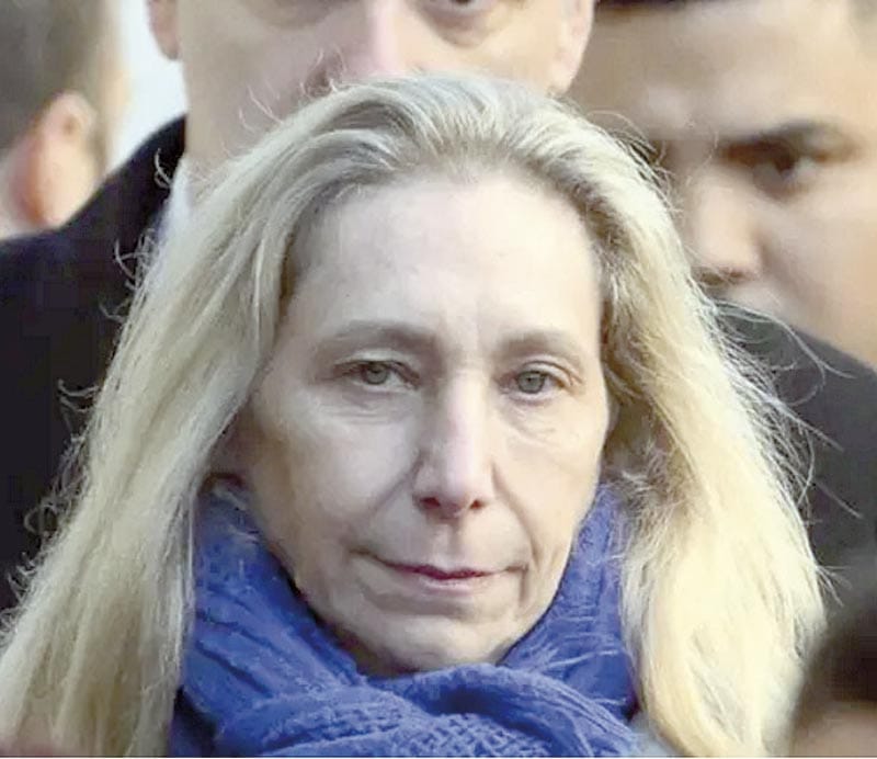 ¡ESCÁNDALO DE CORRUPCIÓN, CAÍDA DE LA POPULARIDAD Y APEDREADO EN PLENA CAMPAÑA ELECTORAL EN ARGENTINA!