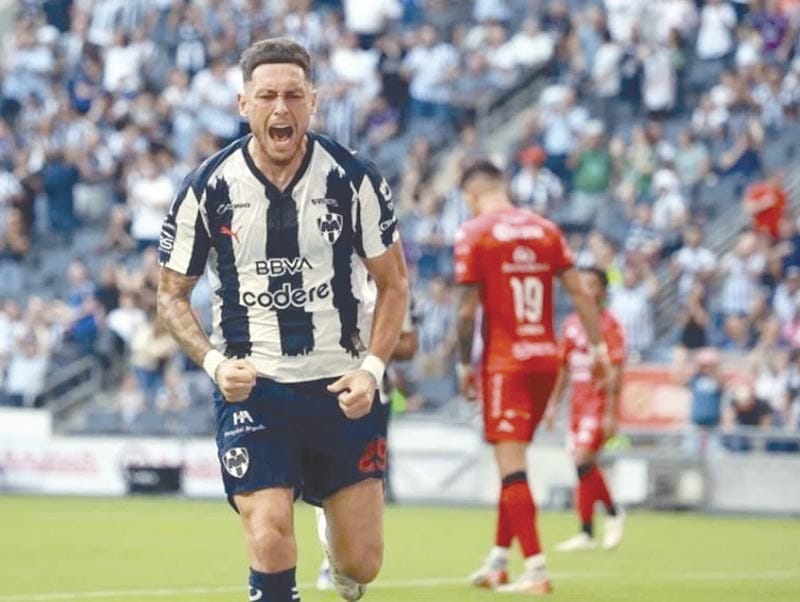 DESPERTÓ OCAMPOS CON DOBLETE...  ¡Y RAYADOS A LO ALTO!