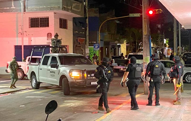 ¡CATEO EXPRESS EN EL CENTRO HISTÓRICO DE VERACRUZ! - SE ASEGURARON VARIOS VEHÍCULOS