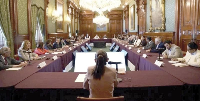 ¡UNIFICARÍA GOBIERNO SISTEMAS DE SALUD EN 2027!