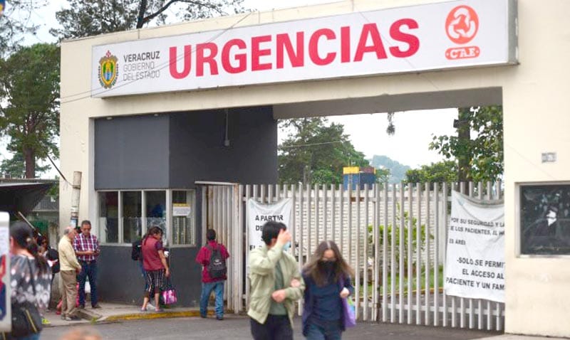 ¡CORREN A 500 TRABAJADORES! - DE LOS SERVICIOS DE SALUD DE VERACRUZ