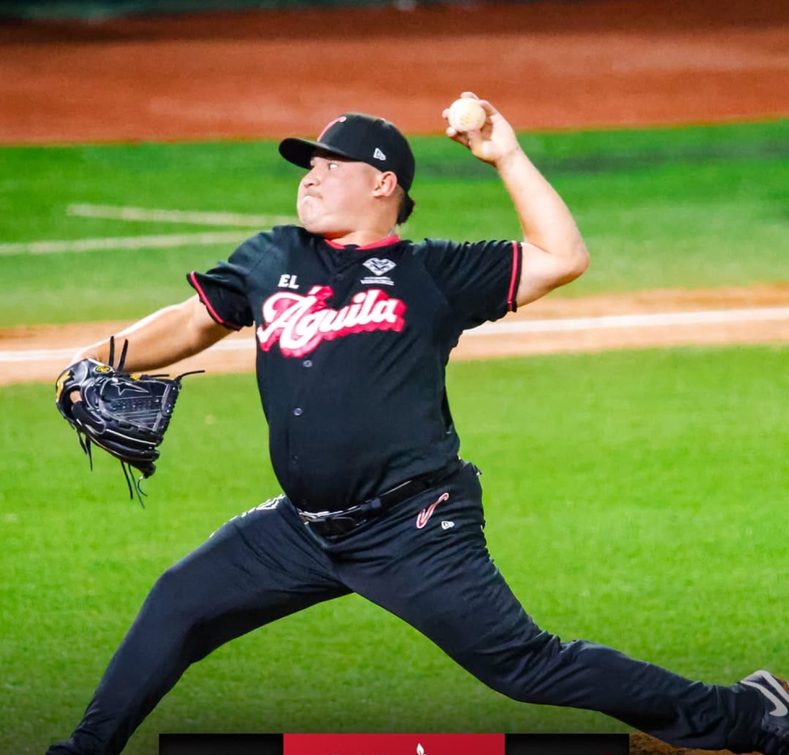 ¡BLANQUEAN A LOS OLMECAS! - *El Aguila gana 5-0 en el “Beto Avila”