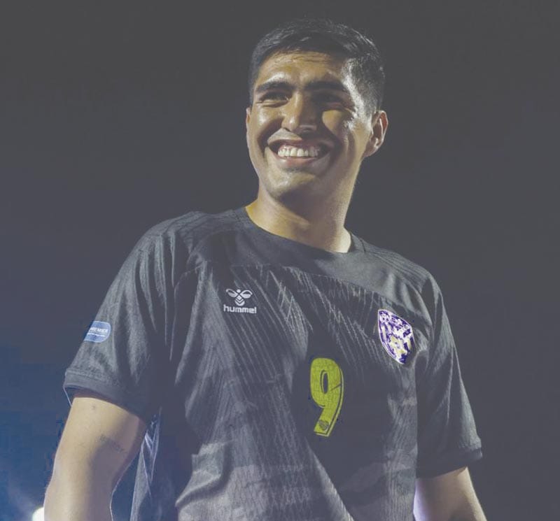 ¡RACING DE VERACRUZ PRESENTÓ SU NUEVA PIEL PARA LA TEMPORADA 2025-26!