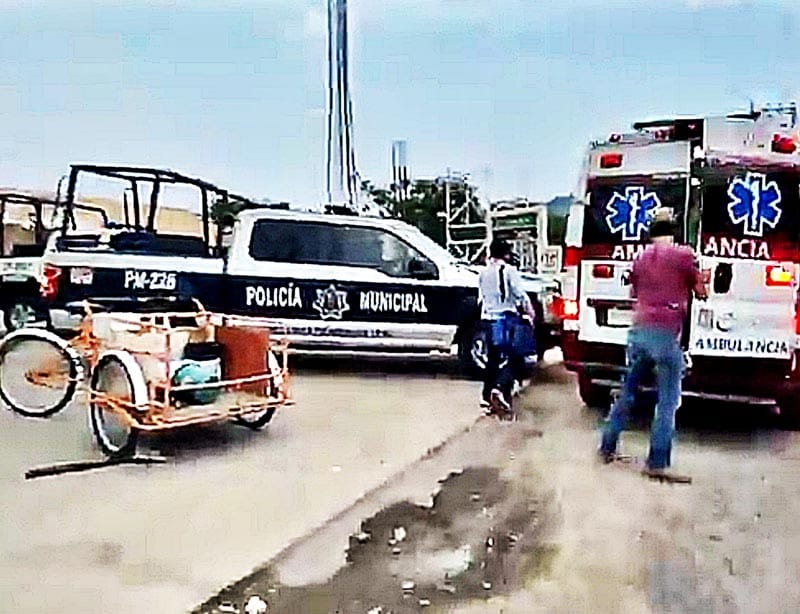 ¡ACUCHILLAN A VENDEDOR PARA ROBARLE SU TRICICLO!