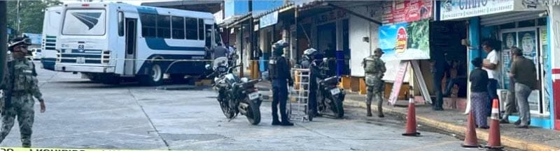 ¡MATAN A MALETERO EN TERMINAL DE AUTOBUSES DE ACAYUCAN!
