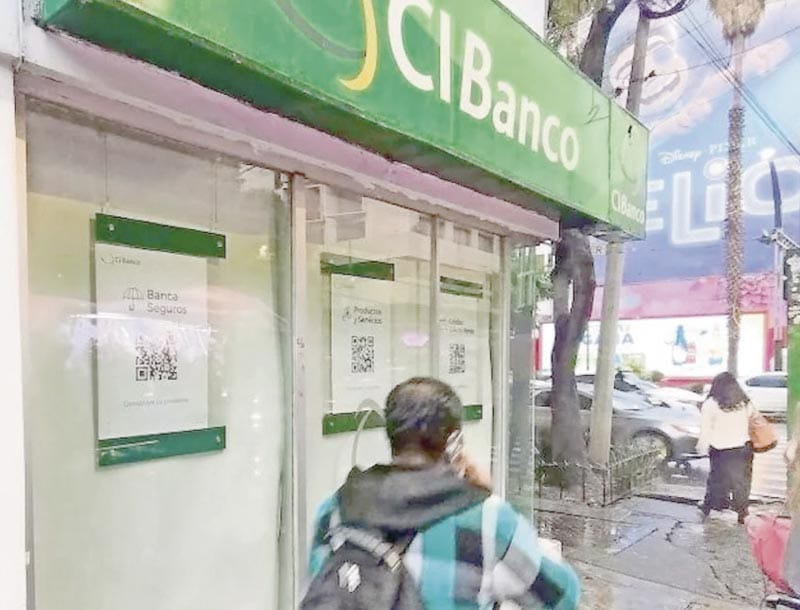 ¡A REMATE FAST TRACK, LOS BANCOS SANCIONADOS POR EU!